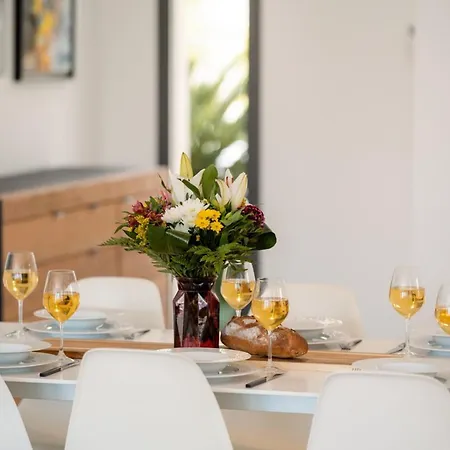 Boston Luxury With Pool And Cali Vibes Villa *