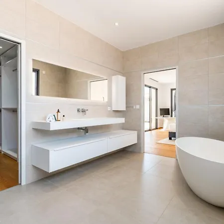 Boston Luxury With Pool And Cali Vibes Le Grau-dʼAgde