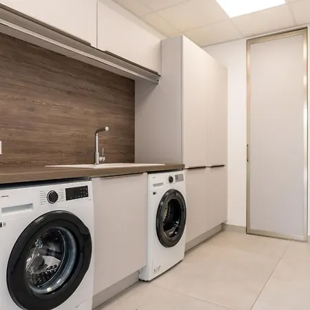 Boston Luxury With Pool And Cali Vibes Le Grau-dʼAgde