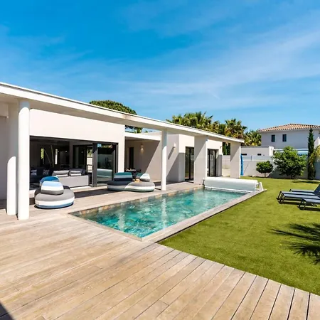 Boston Luxury With Pool And Cali Vibes Villa