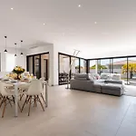 Villa Boston Pool Sauna Walk To