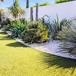Villa Boston Pool Sauna Walk To