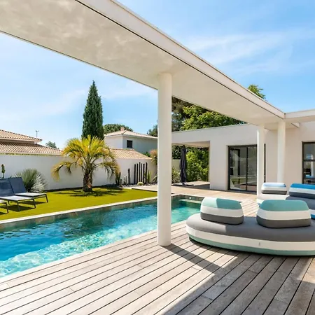 Boston Luxury With Pool And Cali Vibes *