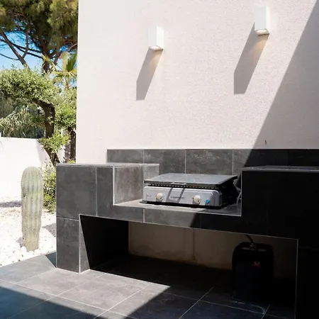 فيلة Boston Luxury With Pool And Cali Vibes