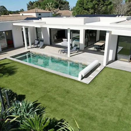 Boston Luxury With Pool And Cali Vibes فيلة