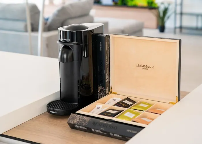 Boston Luxury With Pool And Cali Vibes *